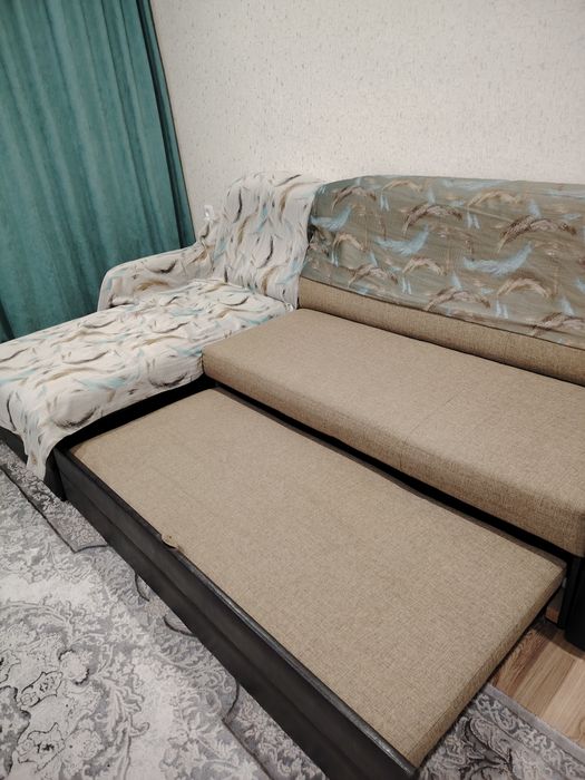 Продам диван в хорошем состоянии