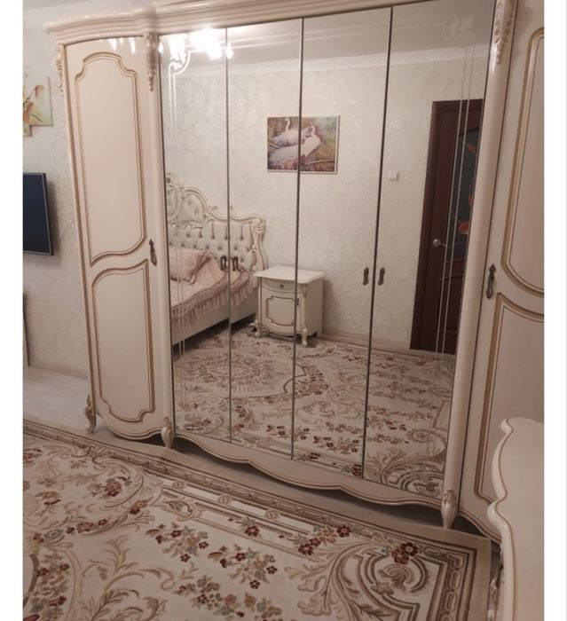 Спальный гарнитур