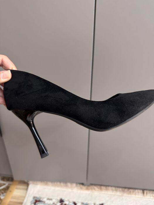 Продам туфли черные