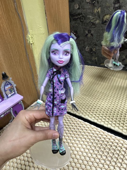 Продам куклу монстр хай!