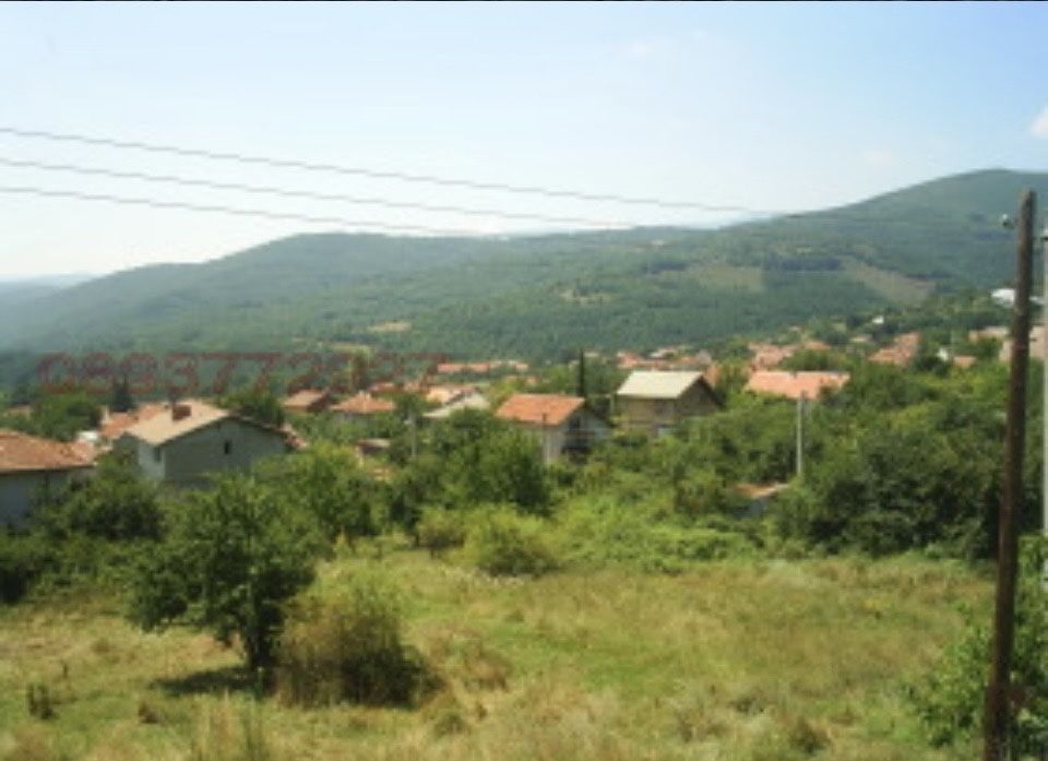 Продавам къща с.Мухово