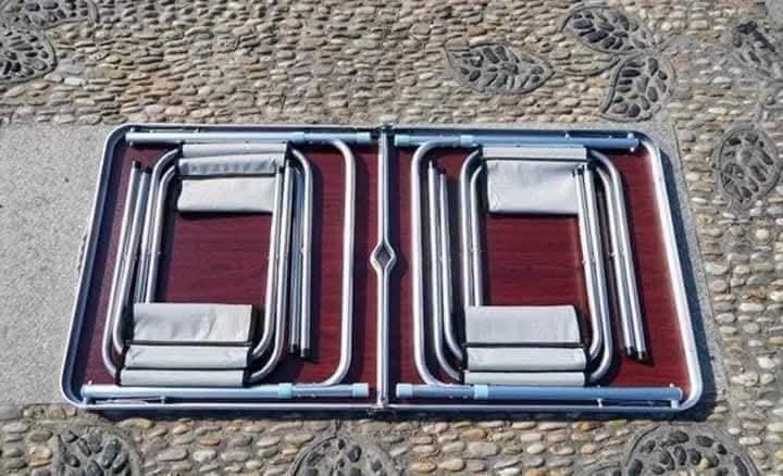 Маса с 4 стола за къмпинг , море , планина