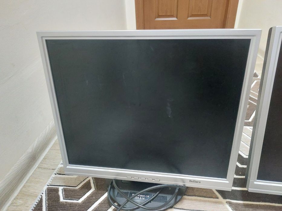 Монитори два броя