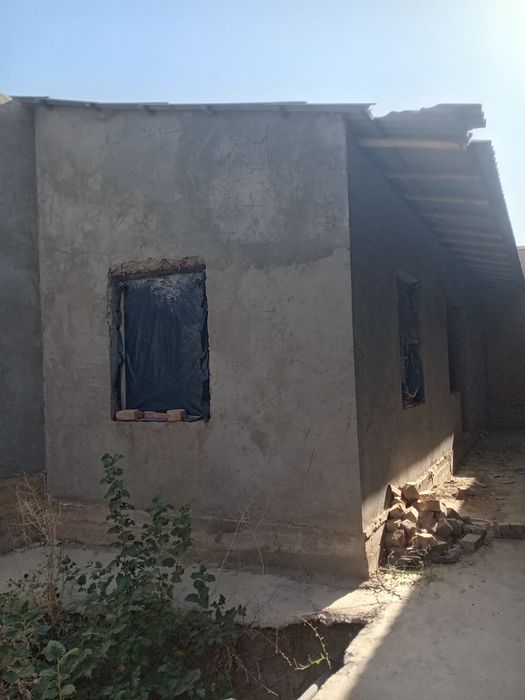 Участка сотилади