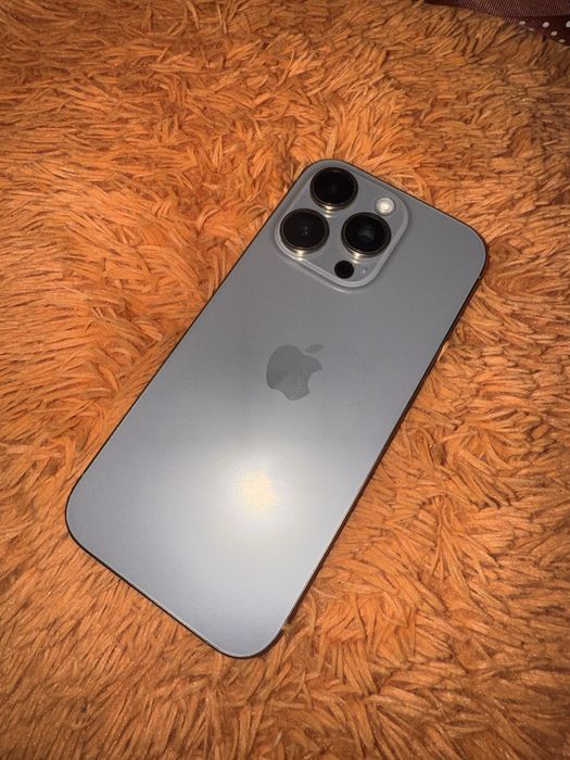 Айфон 16 про на 256 гб