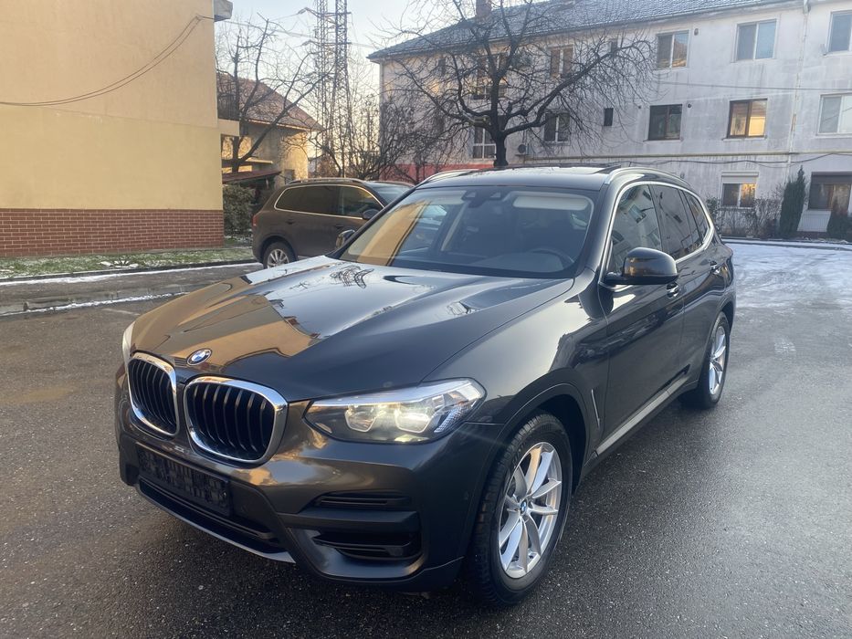 BMW X3 2,0d euro 6 Navi Mare Panorama Ceasuri plasma