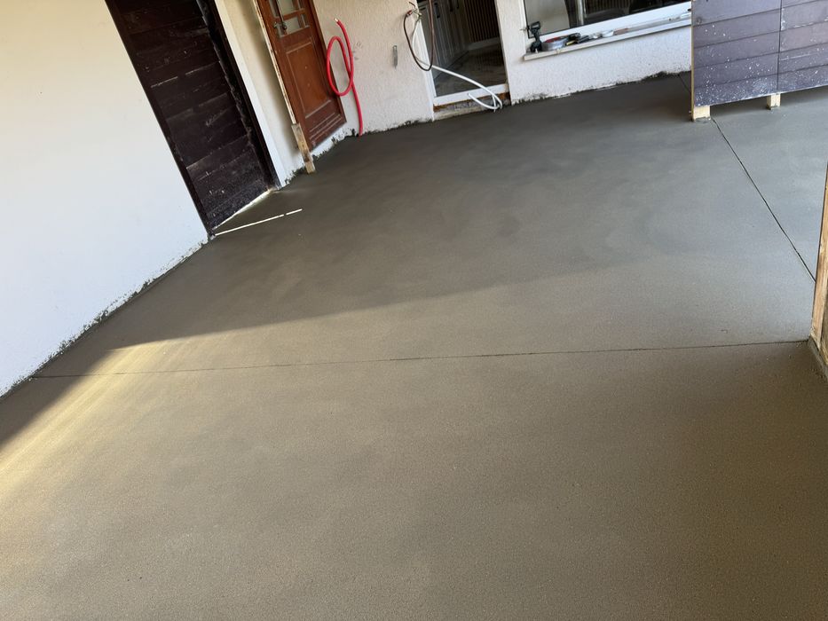 Подови замазки с машина