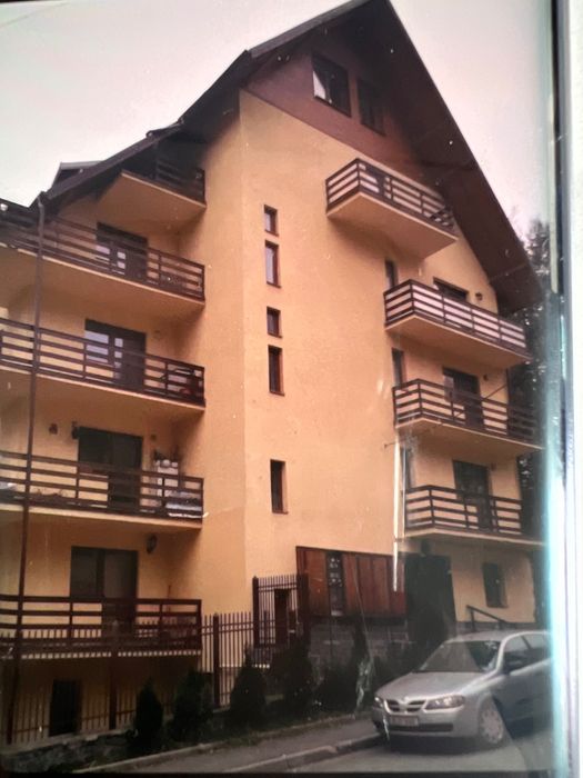 Sinaia. Garsoniera  de închiriat pe termen lung zona furnica.