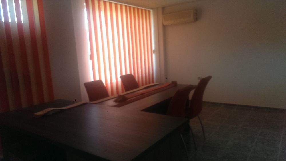 Офис в Супер Център