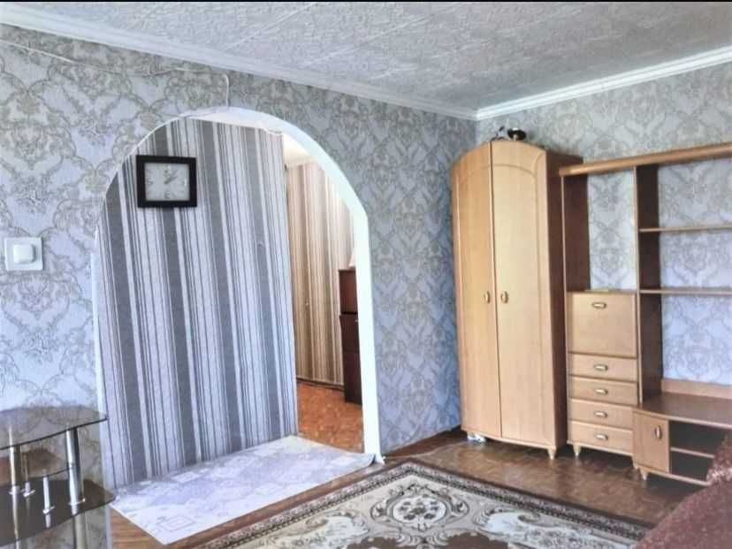 Сдаётся двухкомнатная квартира в центре города