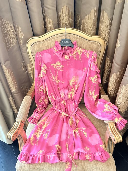 Розова рокля размер 44 италианска номерация, кожено яке