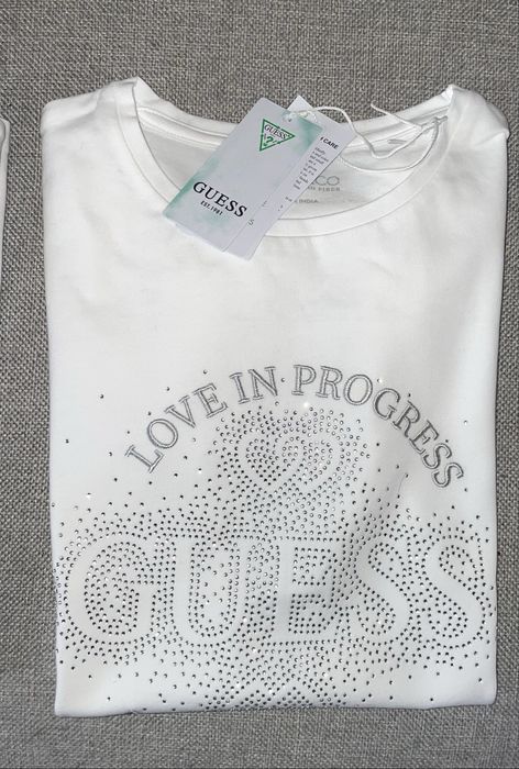 Guess тениска С,размер