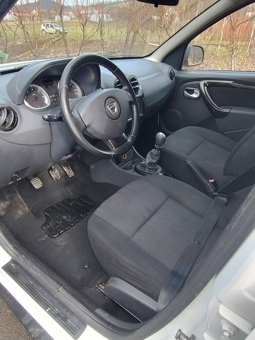 Dacia Duster 4*2  1.5 diesel