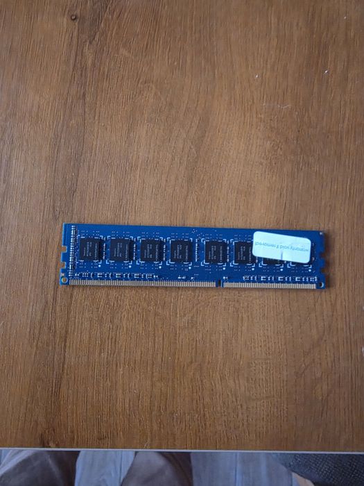 Ddr 3 ram памет 4gb моля пишете ако искате да го вземете