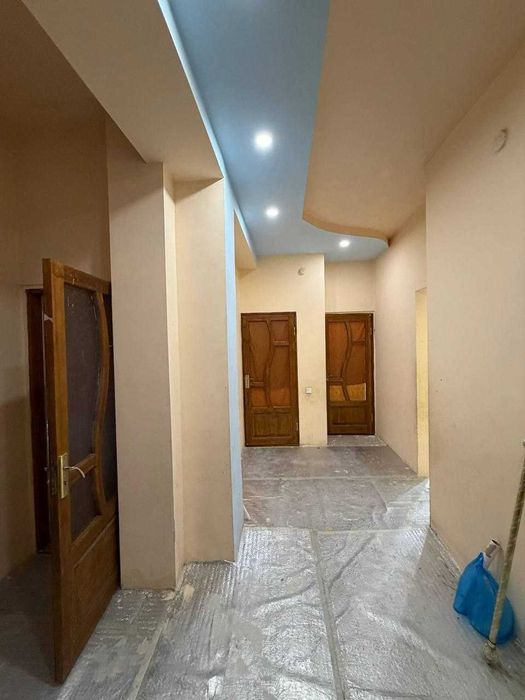 4 хоналик квартира 1 кават кирпичный дом, 5 микр, сомий