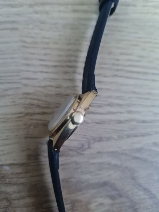 Ceas mecanic placat cu aur Zaria 17 Jewels Made in URSS