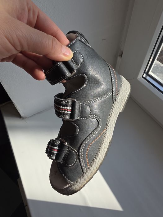 Ортопедические сандали