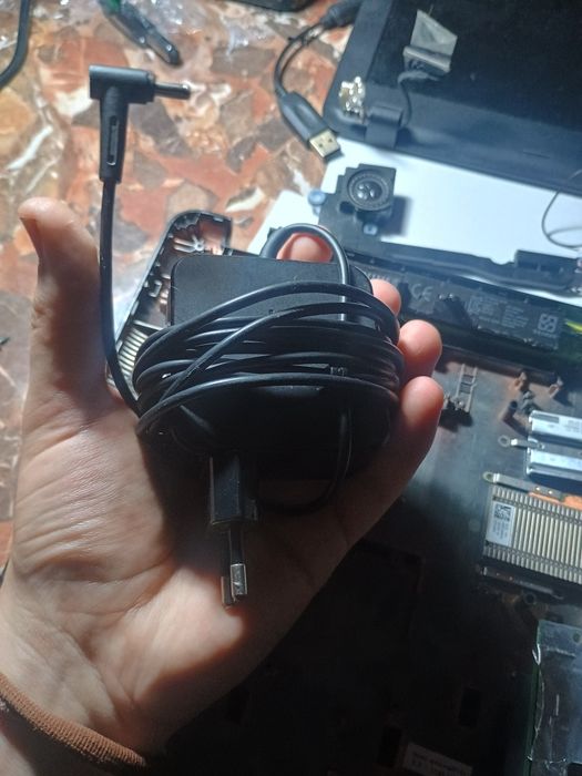 Piese laptop ASUS X541U placă de bază DEFECTĂ. Cooler, CD-ROOM, placă conexiuni, ecran, carcasă, heat sink, modul Wi-fi rețea, difuzoare, încărcător