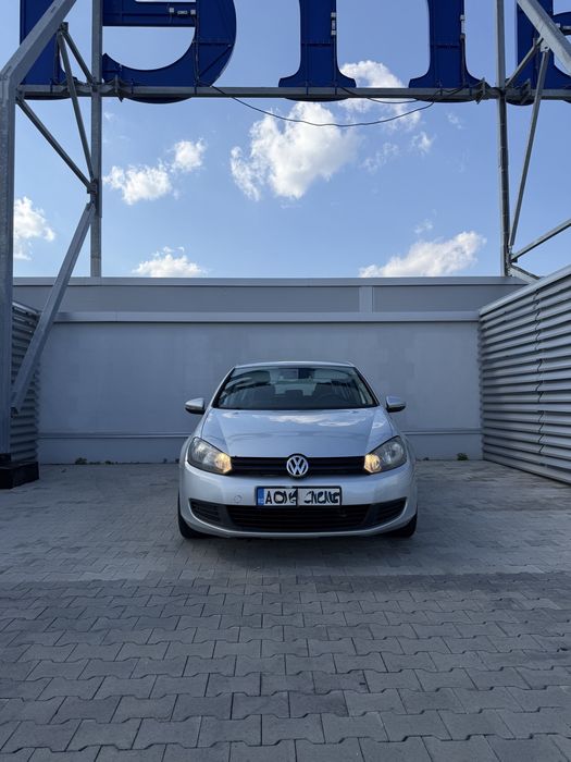 VW Golf VI , 1.6 TDI, 105 CP – an 2011