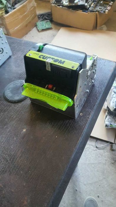 Продается комплектующие для компьютеров, инфокиосков, Paynet киосков.