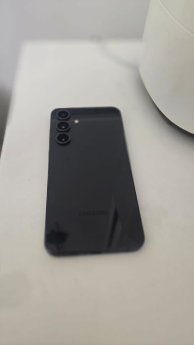 Продам самсунг галакси s24fe  256gb