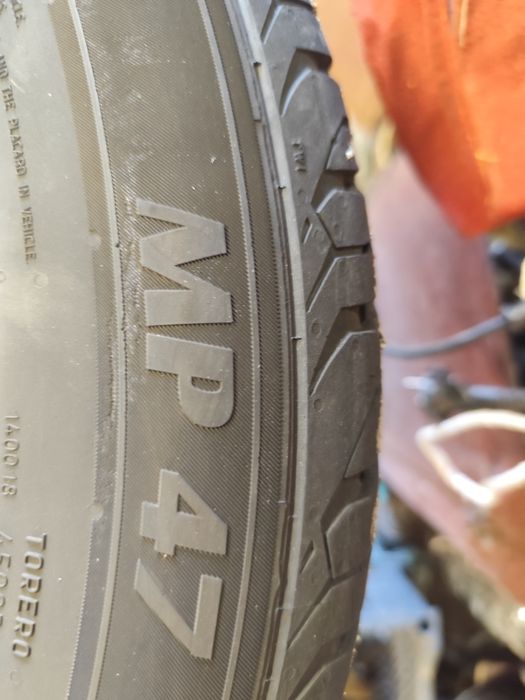 Шины 215/55 R17 комплект
