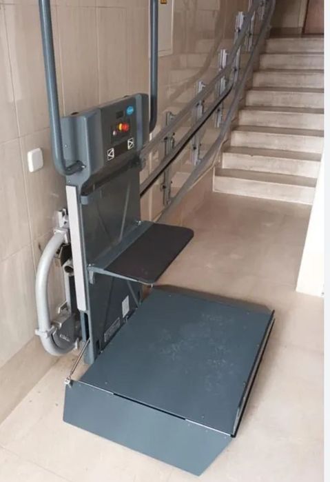 Minilifturi pentru scari