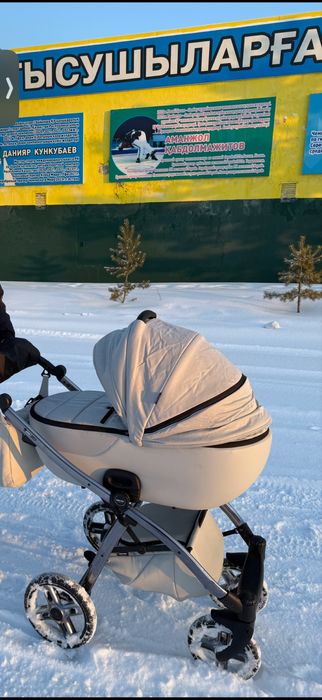 Коляска прогулочная  / люлька