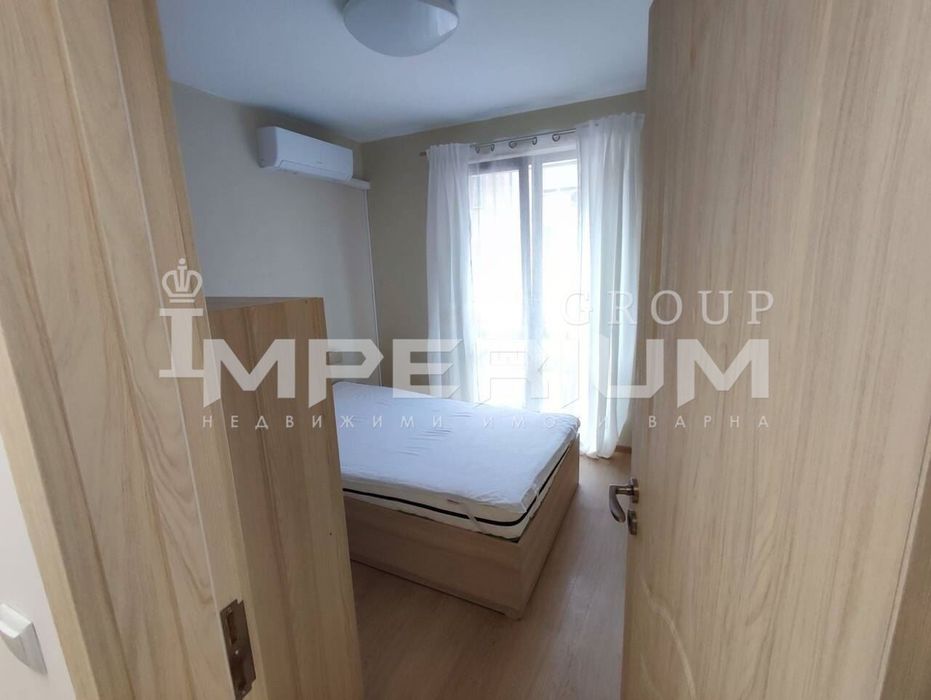 Дава се под наем Тристаен апартамент в Варна, Конфуто - 86 кв.м за 765 € - Снимка #4