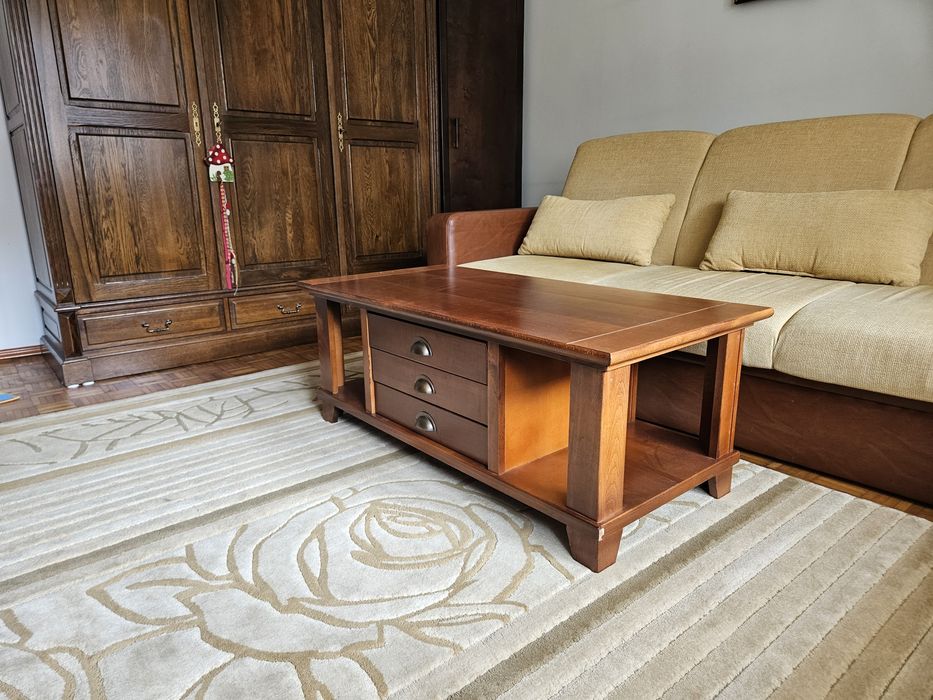 Masă lemn masiv  de cireș