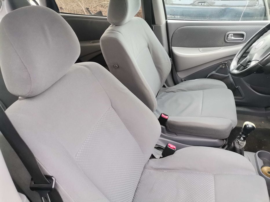 Продавам Nissan Almera Tino 2.2dci /136 к. с. на части.