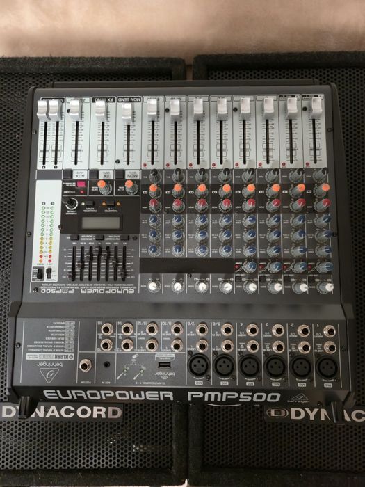 Behringer Europower PMP500 – Пауър миксер с вграден усилвател