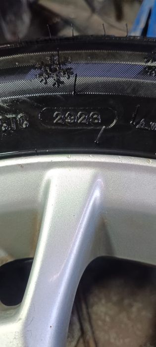 Продам шины 16