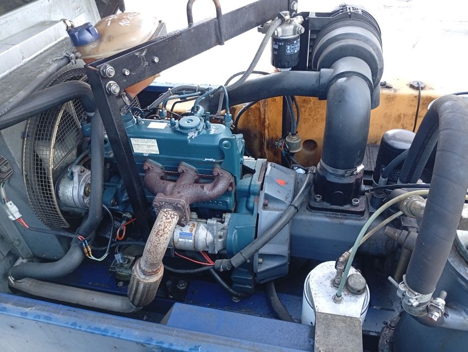 Compresor industrial CompAir 25 C + Picamer -demolator Atlas Copco Tex