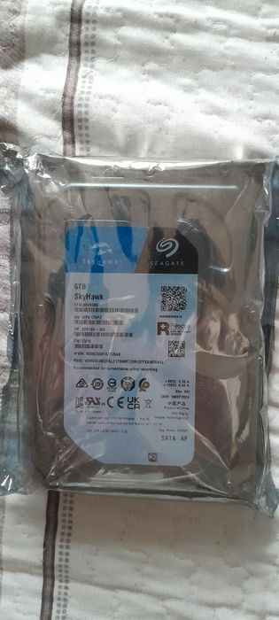 Жескии диск Seagate  6 TB