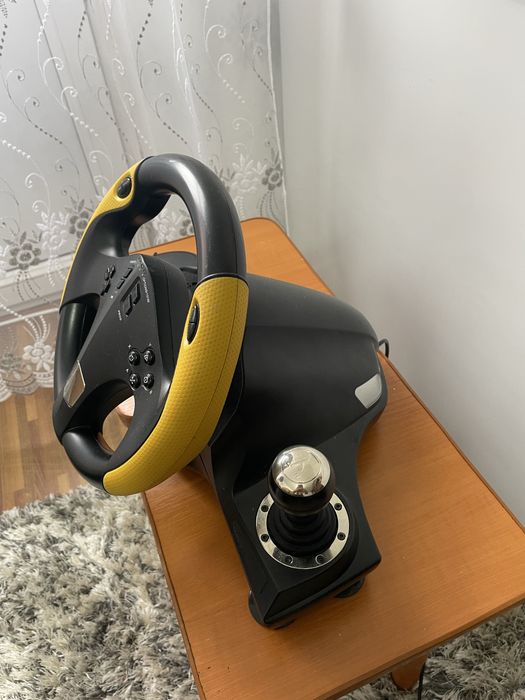 Vand volan gaming Myria