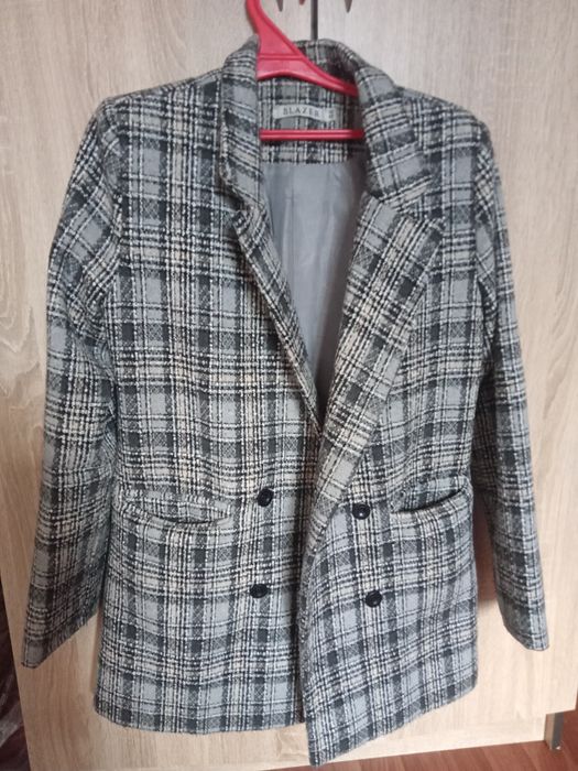 Продаю одежду в хорошем состоянии