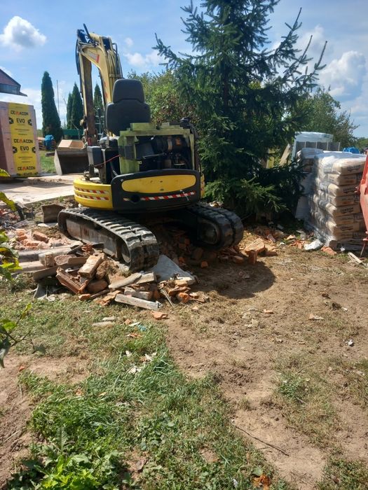 Executăm Demolări