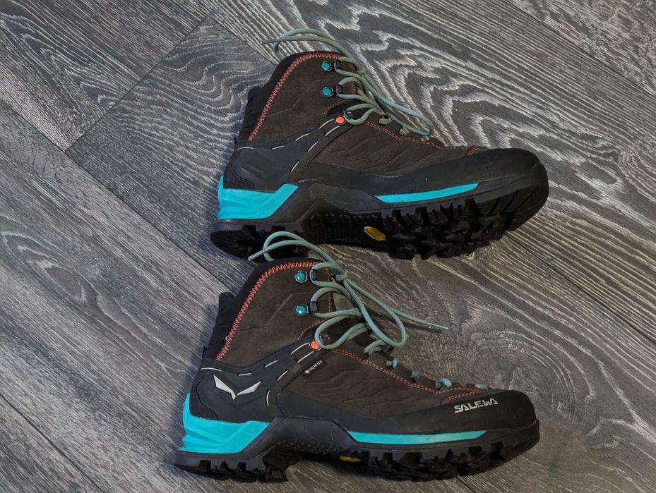 Bocanci trekking  Nr 39 ,Salewa Mountain Trainer Mid GTX
