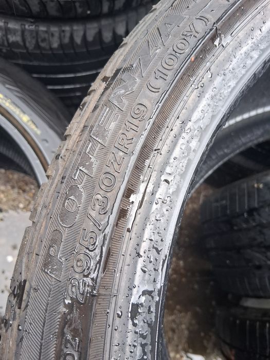 19 цола спорт пакет 295 30 и 235 35 19 летни  BRIDGESTONE