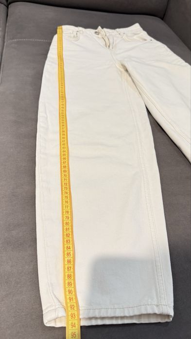 Джинсы Stradivarius и Terranova