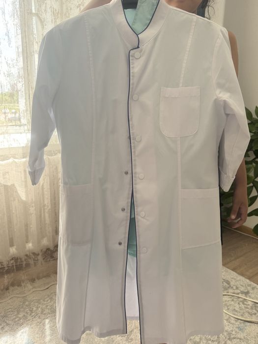 Халаты пишите отдам