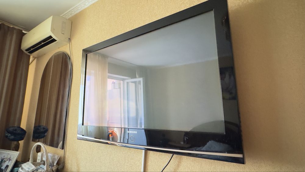 Продам телевизор