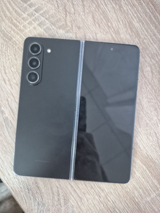 Продам Samsung Z Fold 5 256/12 ГБ, Продам Z Fold 5 в хорошем состоянии