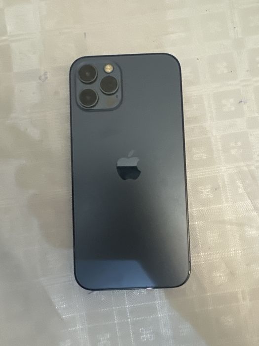 IPhone 12 pro, покупали в Америке