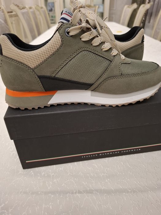 Продам мужскую обувь