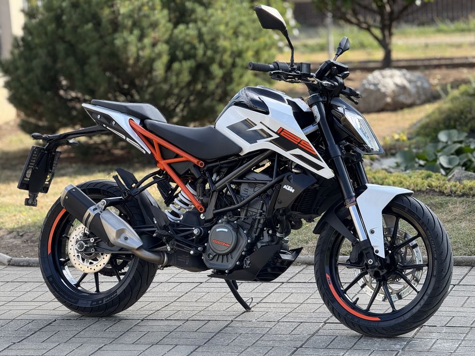 KTM Duke 125 ABS 7.000km(carte service) 2019 A1-16Ani