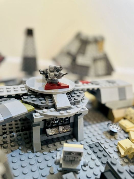 LEGO Сокол Тысячелетия Star Wars. Лего.