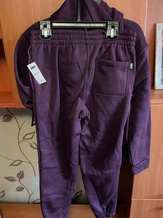 Спортен комплект DKNY