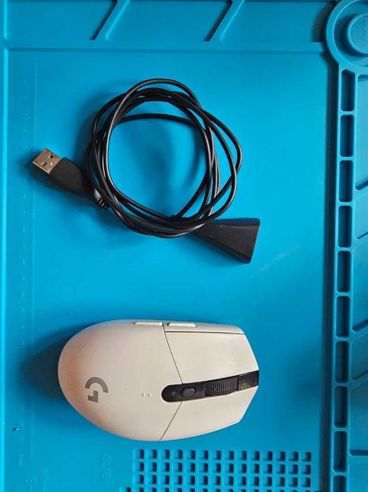 Logitech G305 LIGHTSPEED – Wireless Gaming Mouse – White